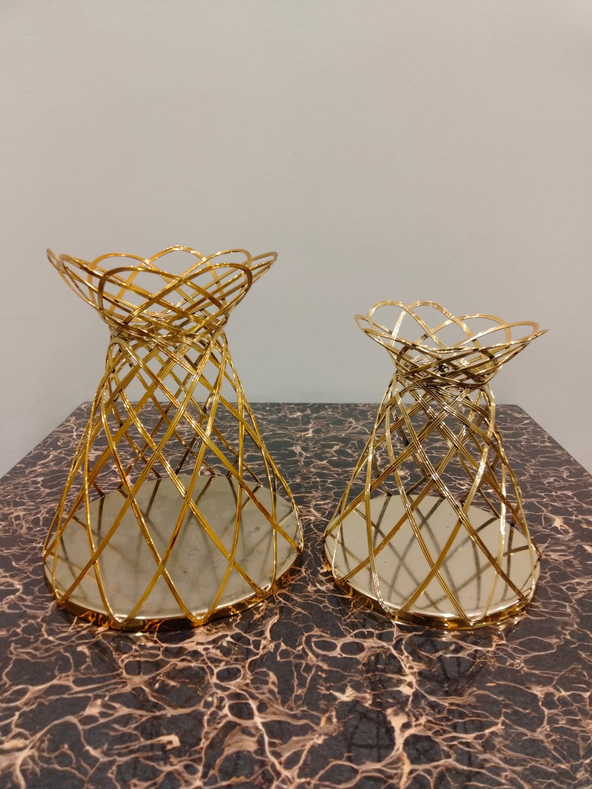 Luxury Decorative Table Vase | Modern Metal Flower Vase for Home & Office Décor | Without Flowers 15x15x18cm (C)